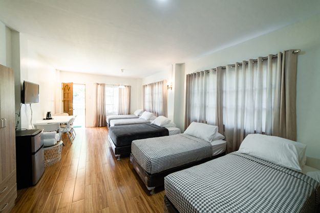 Casa de Canitoan Family Room 1